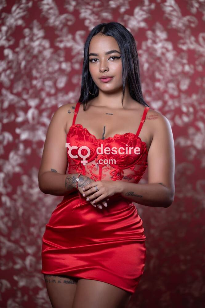 MASAJES Y RICAS CARICIAS 24H EN TERRASSA - Barcelona - España