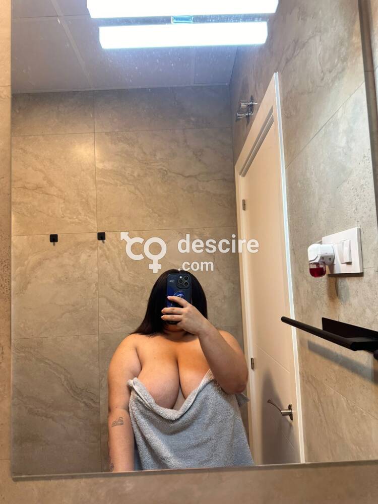 Morena ardiente tetona 24 hora EN MADRID - Madrid - España