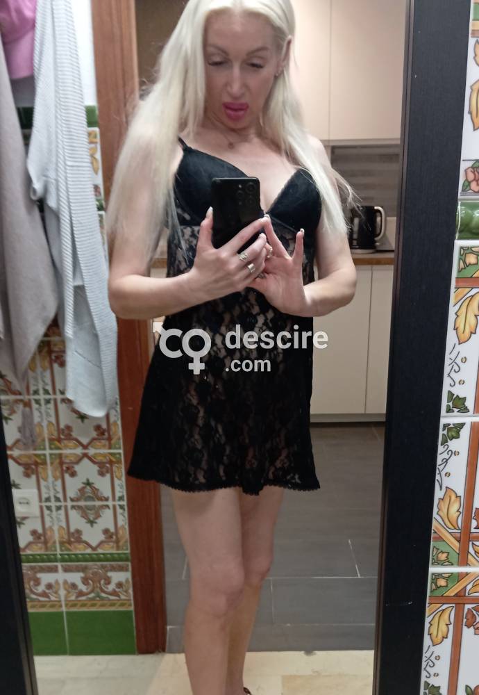 Rubia sexy divertida inglesa con apartamento - Málaga - España