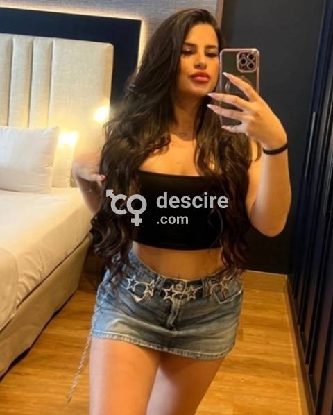 Mónica reina del griego y del frances - Almería - España