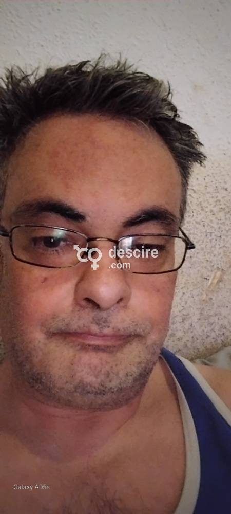 Moisés casado de Gandia busca mujeres de Gandia o la safor para sexo sin compromiso y salir de fiesta por ahí gratis - Gandía - España