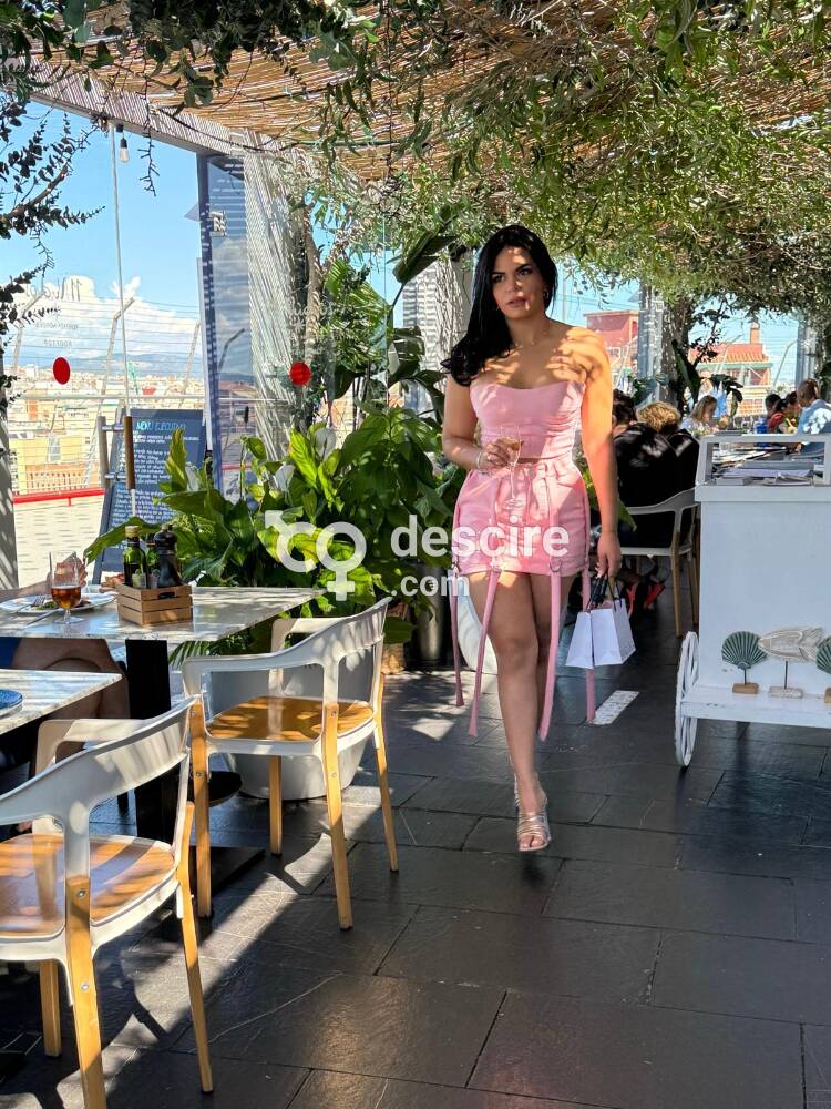 VENEZOLANA MORENAZA 24H - Madrid - España