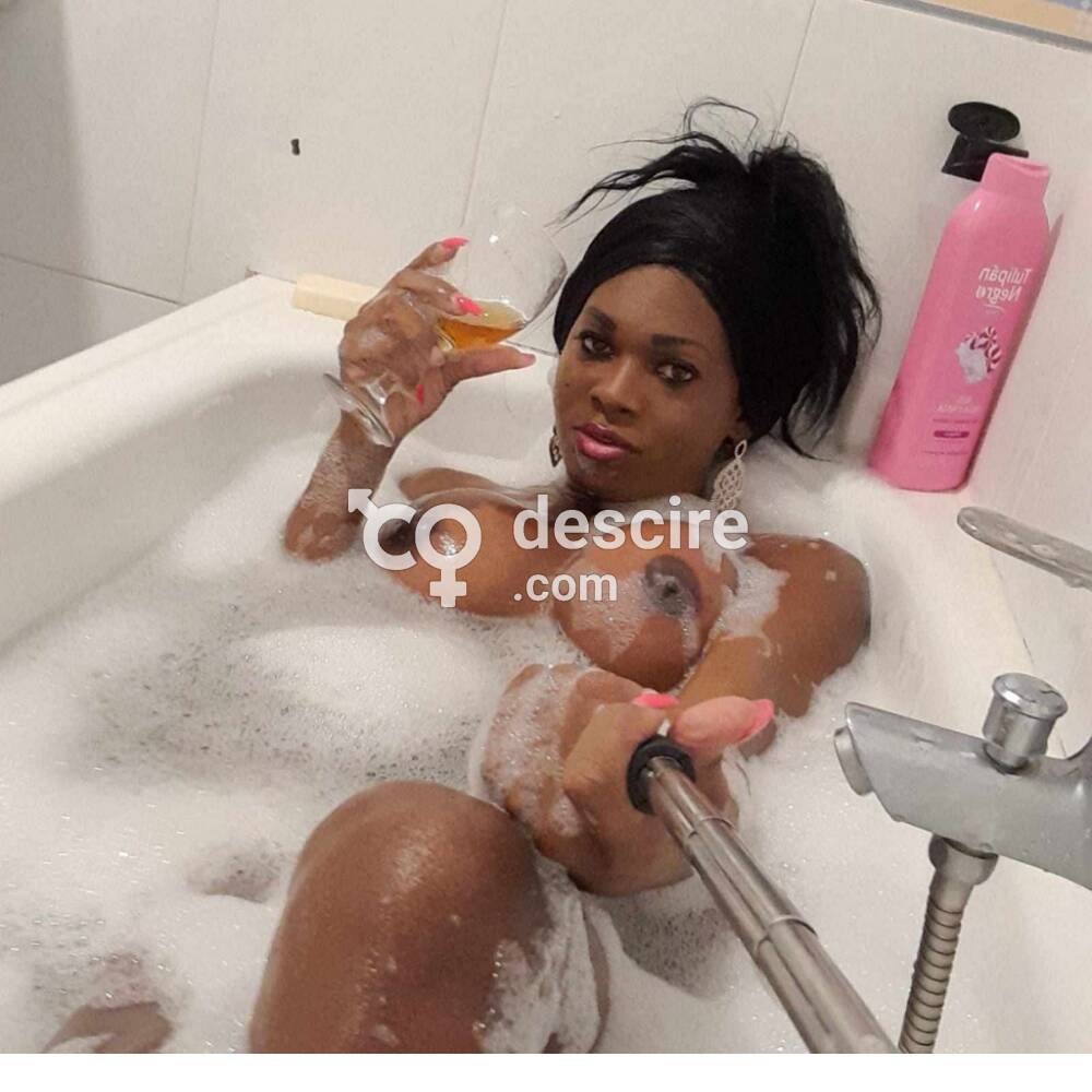 Con ganas de conocerme soy Brenda - Zaragoza - España