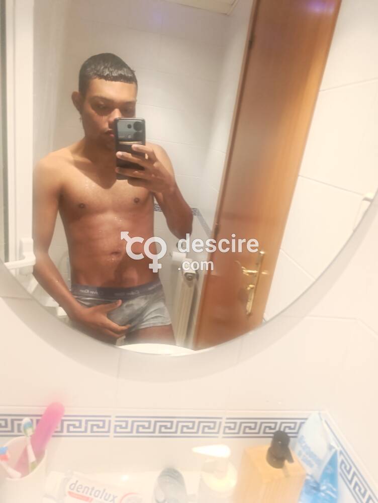 Gary latino fiestero nuevo por la zona - Barcelona - España