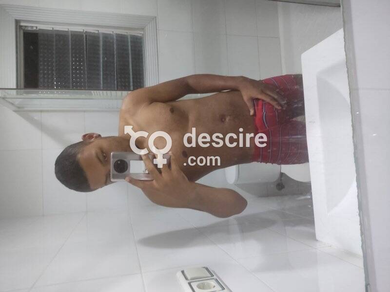 Gary latino fiestero nuevo por la zona - Barcelona - España