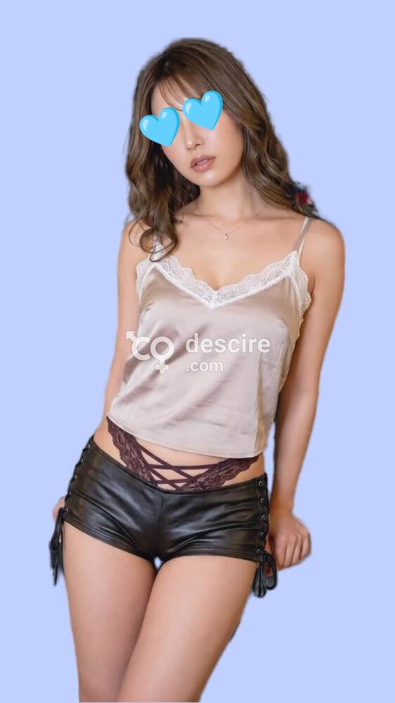 Lina nueva chica asiática en Girona - Gerona - España