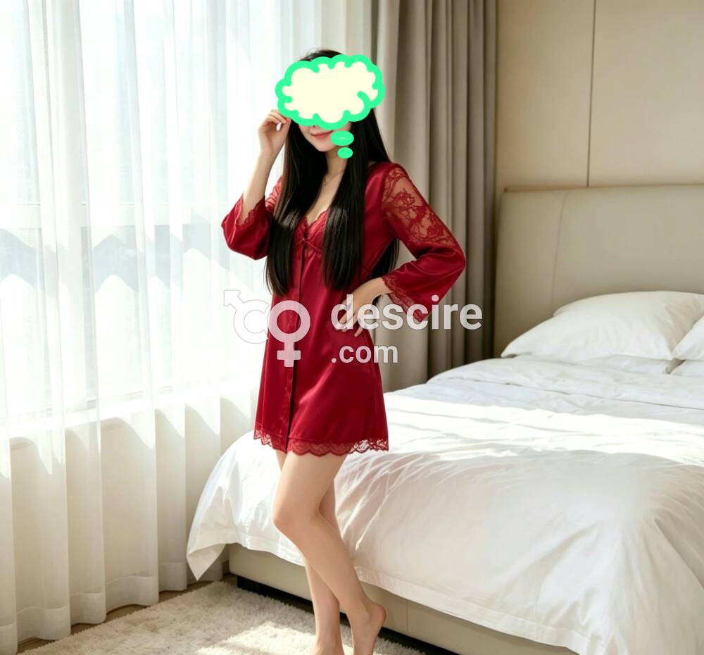 Susi chica acompañante asiática en Sevilla - Sevilla - España