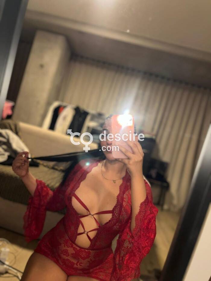 PERLA TU CHICA INOLVIDABLE - Bilbao - España